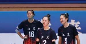 江苏女排领先。蔡斌太像郎平了，安家杰欢迎竞争对手