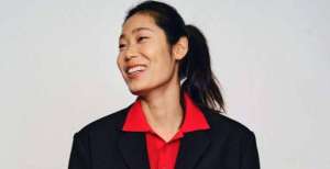 朱婷亮相时装周，1米98硬把裤子穿得短一截，一张高级脸不输超模