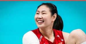 再见了！女排将颜妮正式退役，没能帮到郎平成为唯一的遗憾
