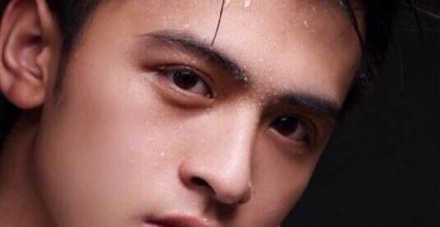 张尉执导的爱情电影《美人鱼》定档9月7号