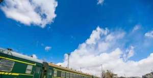 一趟《绿皮小火车》为你讲述宁夏石嘴山那段峥嵘岁月