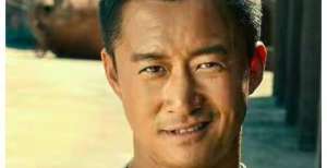 2013年吴京父母家被盗，他只发了条微博，小偷就悄悄将东西送回来