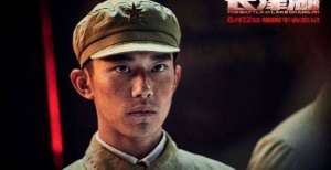 看了易烊千玺合作的艺人，以及近年来拍摄的作品，相信他前途无量