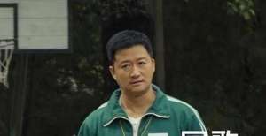 吴京又火了！原因是衣服的两个字：被誉为东京奥运会场外最忙的人