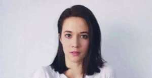 她片酬高到让人想象不到，甚至连走路都要钱，吴京直言：请不起，她是谁？